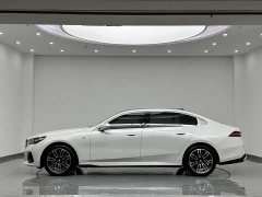 BMW 5 Series 530Li Leading M Sports Package - фото 5