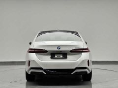 BMW 5 Series 530Li Leading M Sports Package - фото 7