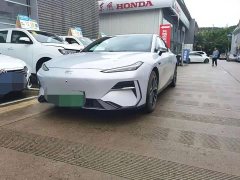 Geely Galaxy E8 700km Yuanhang Intelligent Driving Edition - фото 3