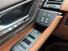 Toyota Vellfire 2024 Crown Hybrid 2.5L Executive Lounge - фото 19