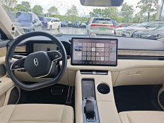 AITO Wenjie M5 extended range four-wheel drive performance version - фото 6
