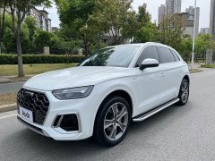 Audi Q5L 2022 45T luxury and dynamic - фото 1