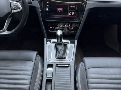 Volkswagen Magotan 2020 330TSI DSG Leading Edition - фото 17