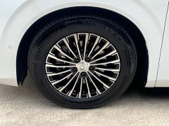 Denza D9 DM-i 980 four-wheel drive flagship - фото 20