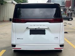 Denza D9 DM-i 980 four-wheel drive flagship - фото 4