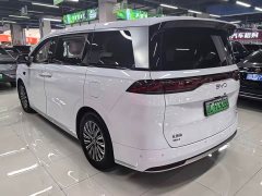 Lynk & Co Summer DM-i 1.5T 180km transcendent type - фото 6