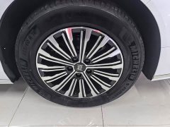 Lynk & Co Summer DM-i 1.5T 180km transcendent type - фото 7