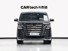 Toyota Wilfa Crown Dual Engine 2.5L Supreme Executive Edition - фото 2