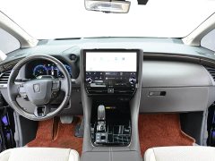 Toyota Wilfa Crown Dual Engine 2.5L Supreme Executive Edition - фото 7