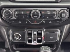 Mercedes-Benz Wrangler 2022 2.0T Highlander Four-Door Edition - фото 19