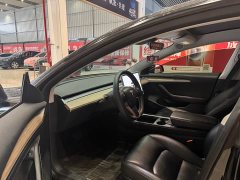 Tesla Model 3 rear-wheel drive version - фото 7