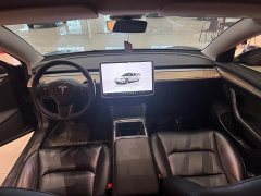 Tesla Model 3 rear-wheel drive version - фото 8