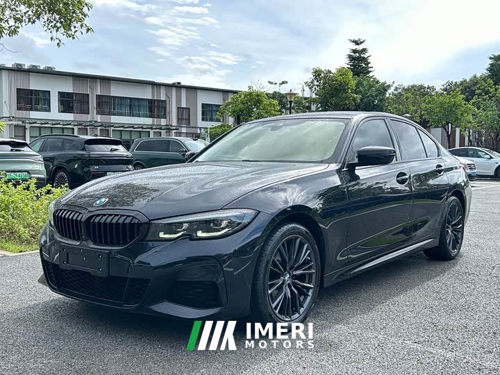 BMW 3 Series facelift 325i M Sports Night Package - автомобиль из Китая