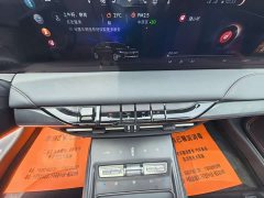 Lincoln Z 2.0T Premium - фото 4