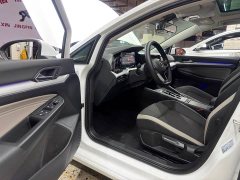 Volkswagen Golf 2021 280TSI DSG Pro - фото 10