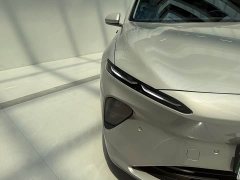 NIO ET7 75kWh Executive Signature Edition - фото 7