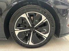 NIO ET5T 75kWh Touring - фото 5