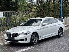 BMW 5 Series 2023 530Li Leading Luxury Package - фото 1
