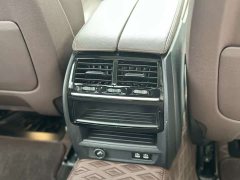 BMW 5 Series 2023 530Li Leading Luxury Package - фото 11