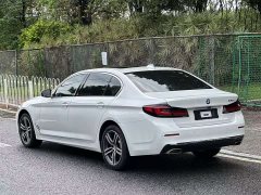 BMW 5 Series 2023 530Li Leading Luxury Package - фото 3