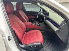 BMW 5 Series 2024 530Li Leading Luxury Package - фото 15
