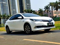Toyota Corolla Plug-in Hybrid 2019 1.8L E-CVT Leading Edition - фото 3