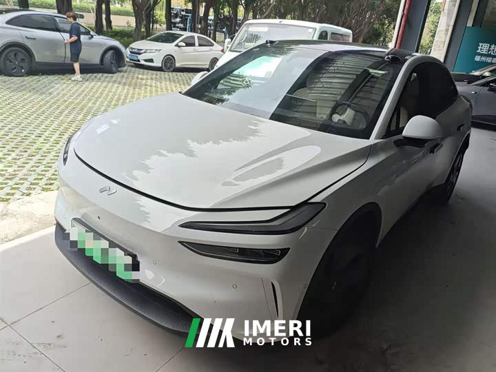 Li Auto Ledo L60 60kWh rear-wheel drive version - автомобиль из Китая