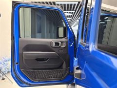 Mercedes-Benz Wrangler 2022 2.0T Highlander Four-Door Edition - фото 15