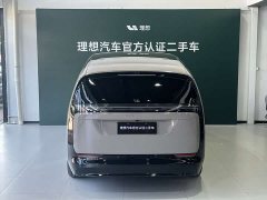 Li Auto Ideal MEGA Home Family Special Edition - фото 4