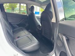Tesla Model Y 2022 rear-wheel drive version - фото 12