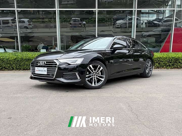 Audi A6L 40 TFSI Luxury Dynamic Edition - автомобиль из Китая
