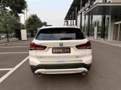 BMW X1 facelift sDrive25Li leading - фото 17