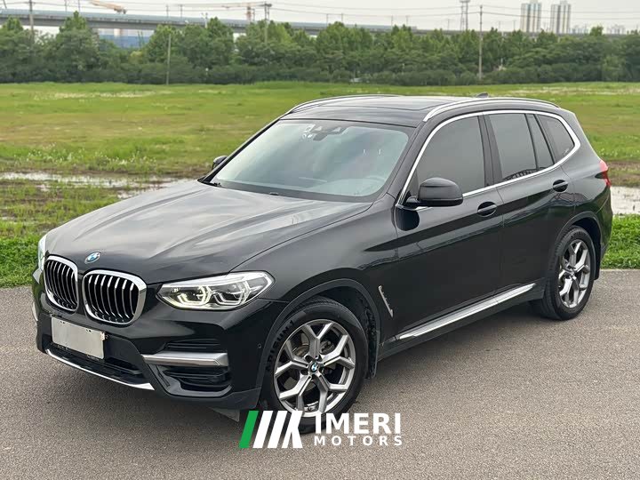 BMW X3 xDrive28i Luxury Line - автомобиль из Китая