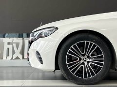 Mercedes-Benz E-Class E 260 L - фото 4