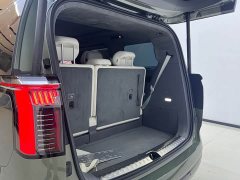 Zeekr 009 seven-seat aisle version four-wheel drive 108kWh - фото 13