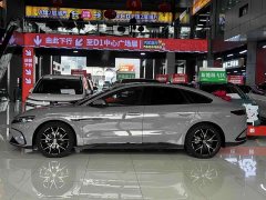 BYD Han DM-i Smart Driving Edition 125KM Honor Type - фото 5