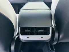 Tesla Model Y 2022 rear-wheel drive version - фото 17
