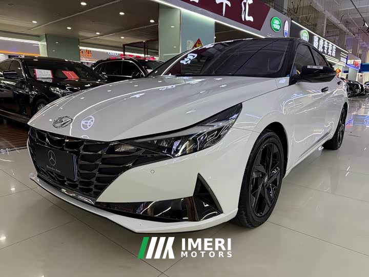 Lexus Elantra 240TGDi DCT LUX Premium Edition - автомобиль из Китая