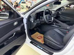 Lexus Elantra 240TGDi DCT LUX Premium Edition - фото 7