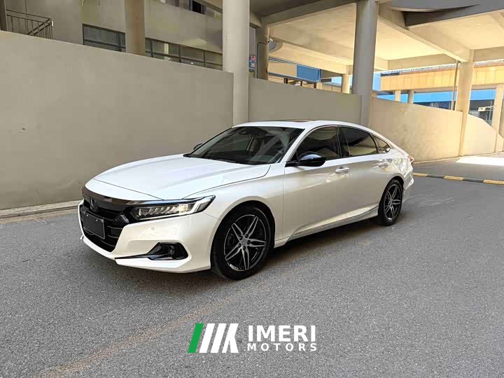 Honda Accord 2022 260TURBO Magic Night Premium Edition - автомобиль из Китая