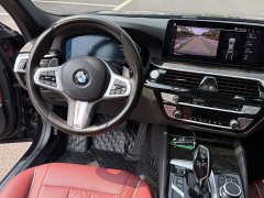 BMW 5 Series 530Li Leading M Sports Package - фото 10