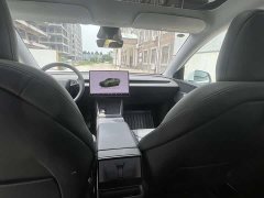 Tesla Model Y rear-wheel drive version - фото 5