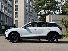 Audi Q2L 35 TFSI fashionable and dynamic - фото 4