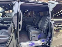 Toyota SIENNA 2.5L hybrid four-wheel drive premium version - фото 11