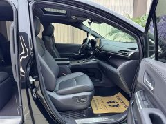 Toyota SIENNA 2.5L hybrid four-wheel drive premium version - фото 12