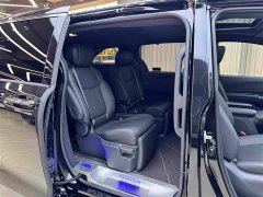 Toyota SIENNA 2.5L hybrid four-wheel drive premium version - фото 13