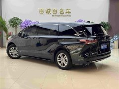 Toyota SIENNA 2.5L hybrid four-wheel drive premium version - фото 8