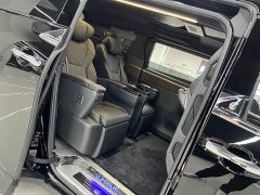 Toyota Alphard 2024 2.5L Hybrid Executive Lounge - фото 13