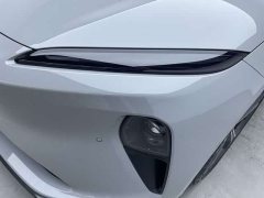 NIO ET5T 75kWh Touring - фото 18