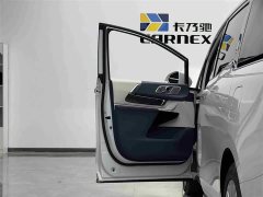 Lynk & Co Century 2.0T four-seater private version - фото 5